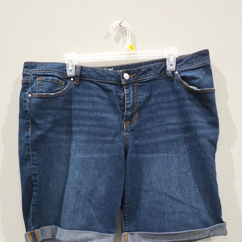 Apt-9 Women's Navy and Blue Shorts